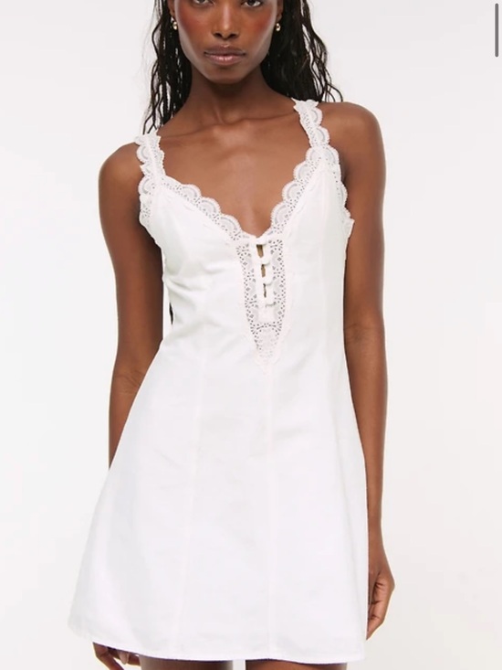 Abercrombie & Fitch Dresses & Skirts - Abercrombie & Fitch White Lace-Trim Mini Dress